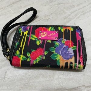 NWOT Betsey Johnson Floral Wristlet